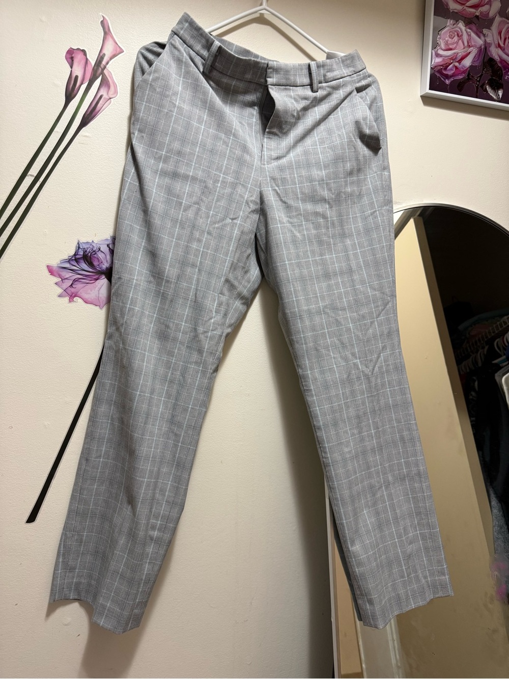 Uniqlo Light Gray Windowpane Dress Pants